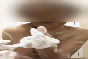 Janda Muda Berani Show Di Kamar Mandi Sampe Memek Becek