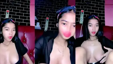 Hilly Livestream Toket Gede Bergoyang Liar, Format Live yang Tidak Ada Jeda untuk Bosan